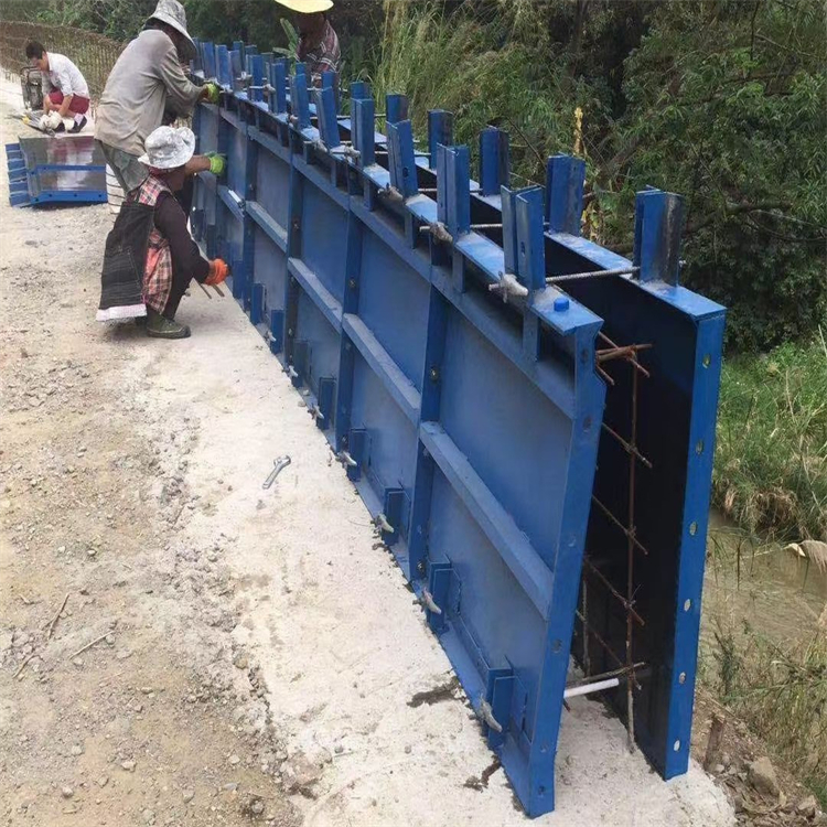 ���ݷ�ײǽ��ģ�峧��